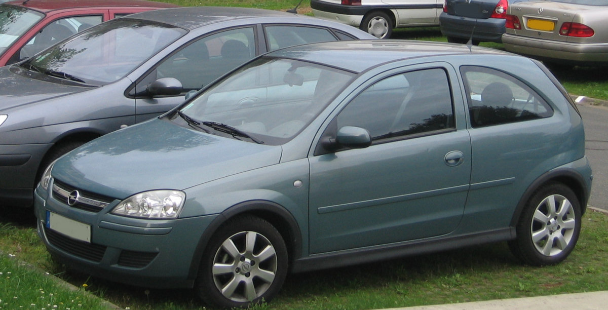 Opel Corsa 2004 24